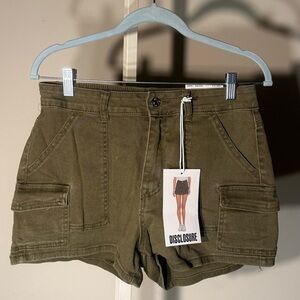Disclosure Women's Olive Cargo Shorts